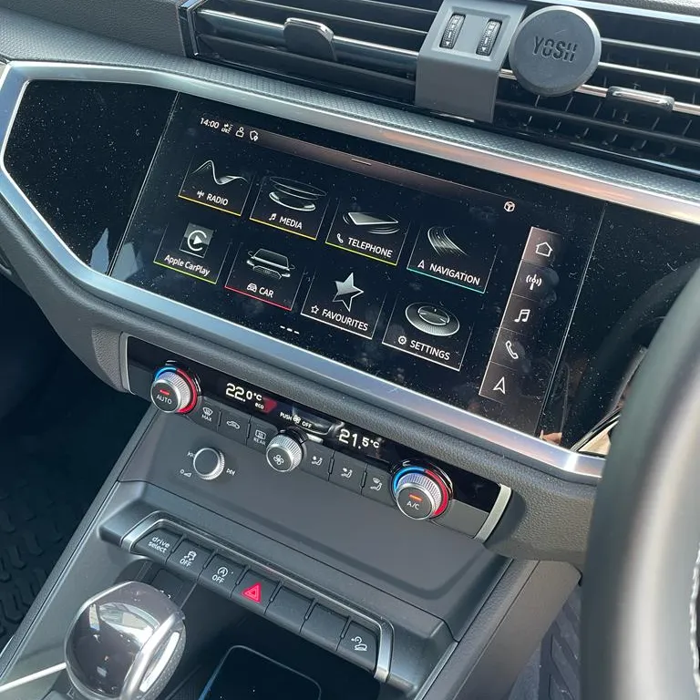 Audi Q3 Front and Reverse camera