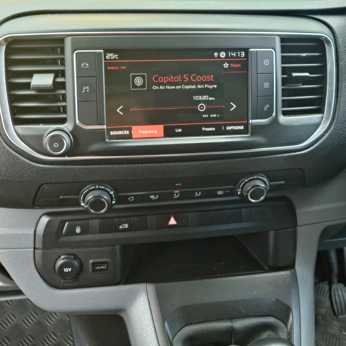 Citroen Dispatch Front and Reverse Camera