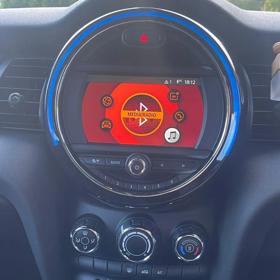 Mini 5-Door Hatch Reverse Camera