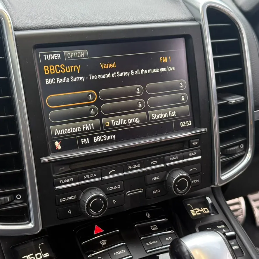 Porsche Cayenne Reverse Camera