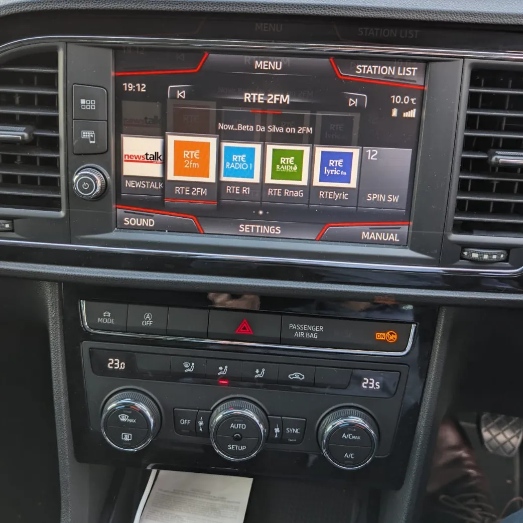 Seat Leon Reverse Camera