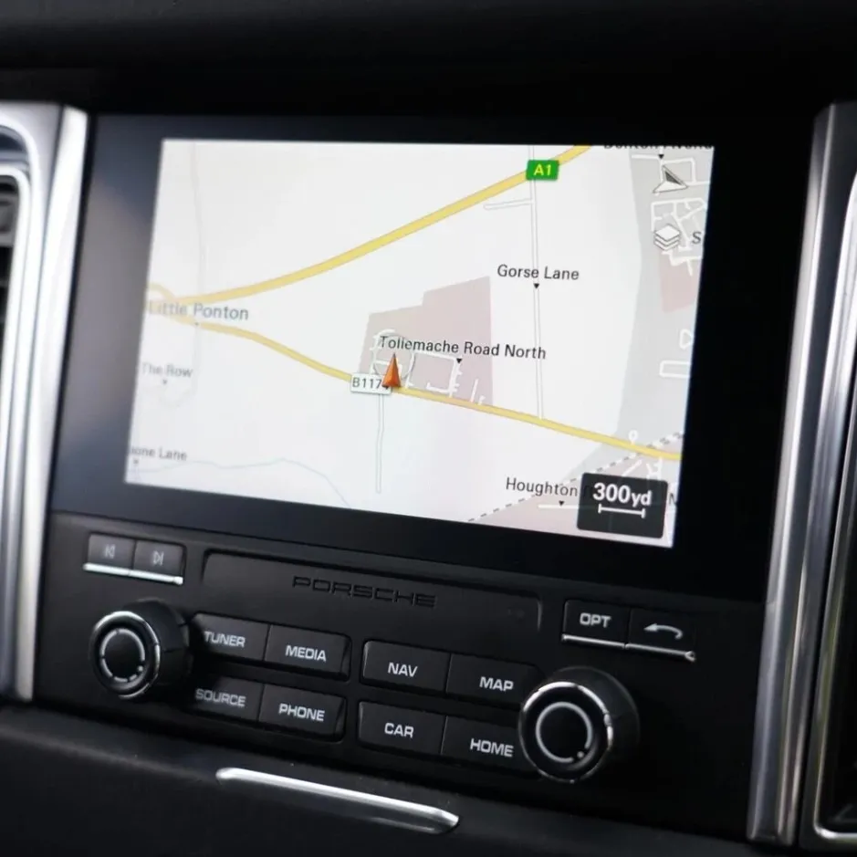 Porsche Macan Reverse Camera