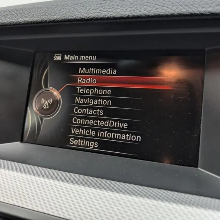 BMW 7 Series Front and Reverse Camera